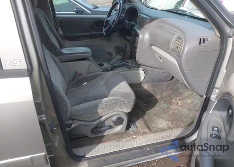 2002 Chevrolet Trailblazer Ls z USA, uszkodzony, nr VIN 1GNDS13SX22455936